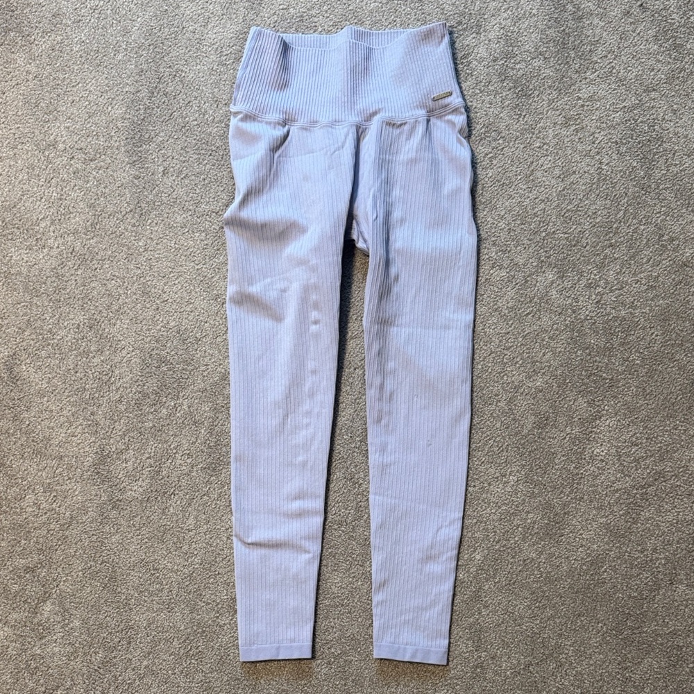 Women's Ribbed High-Waist Leggings in Lilac Purple